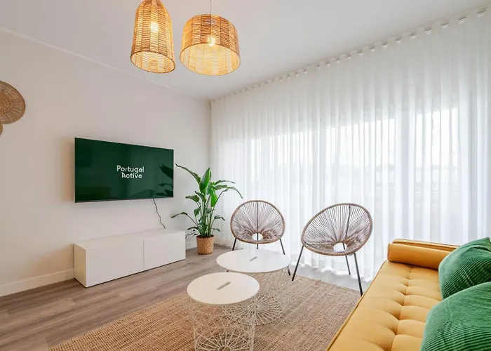 Yellow Breeze 维亚纳堡