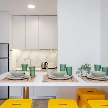 Yellow Breeze Apartament