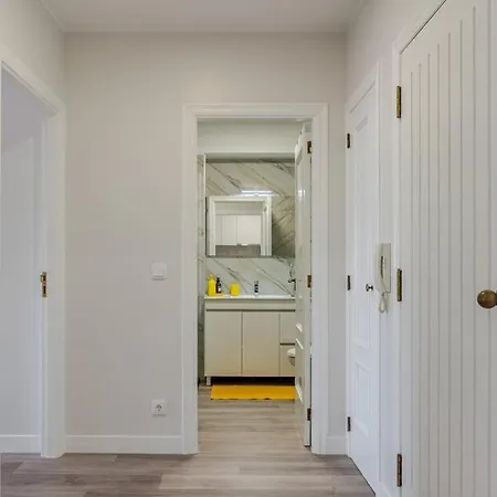Apartment Yellow Breeze