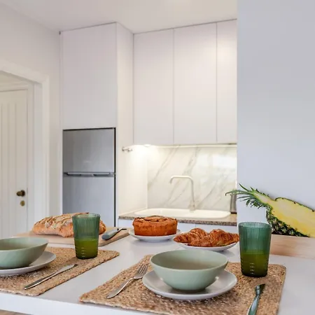 Yellow Breeze Apartament